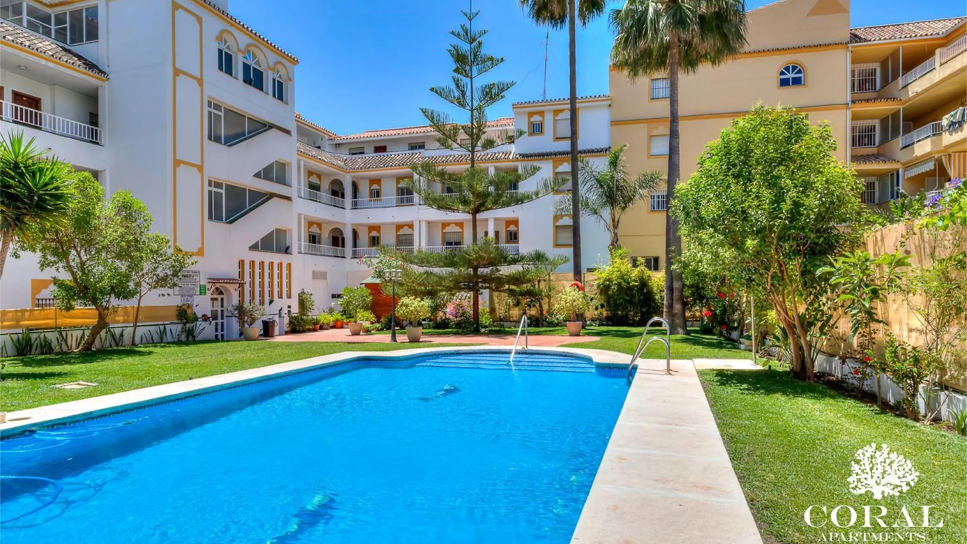 Coral Apartment La Cala Beach location